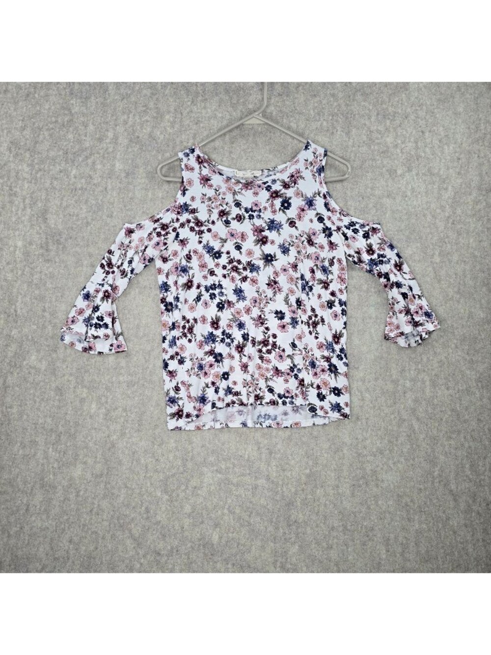 No Comment Womens Floral Cold Shoulder Blouse Multicolor Size M Rayon/Spandex